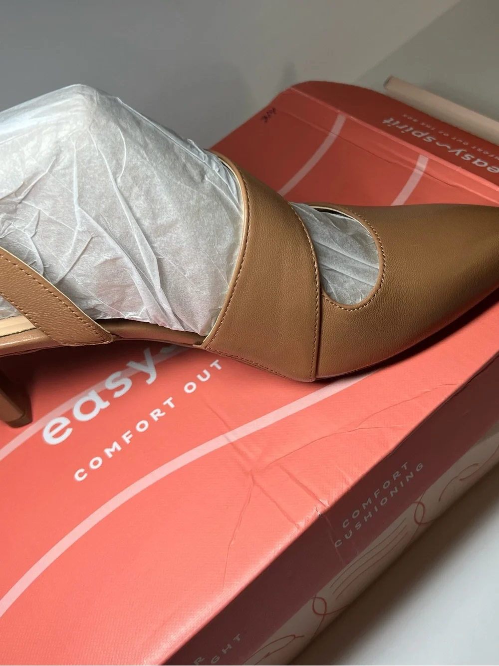 Easy Spirit Women's Tan Pointed Slingback Flats with Crisscross Strap